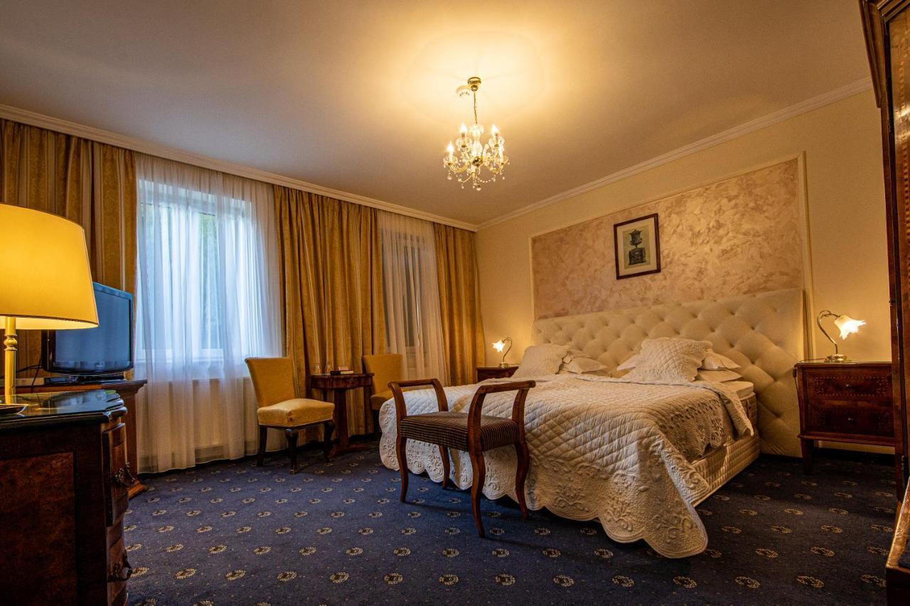 Hotel La Residenza Timisoara Ngoại thất bức ảnh